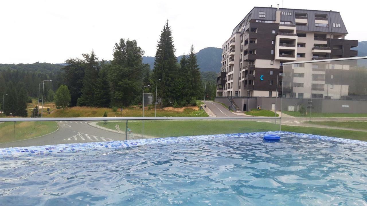 Luxury Mountain Apartment Poiana Brasov Esterno foto